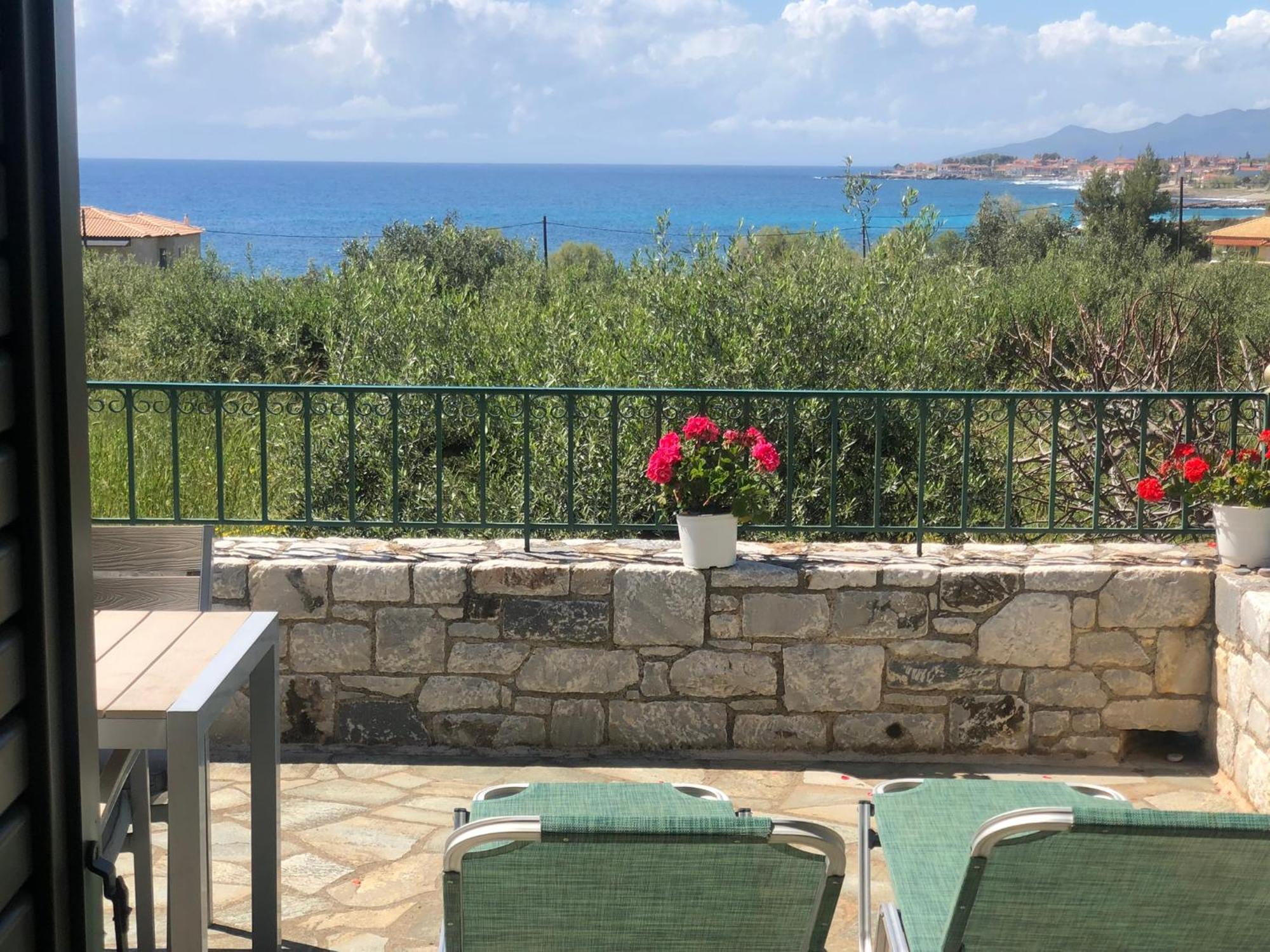 Villa Pefnos อายิโอสนิโกลาโอส ห้อง รูปภาพ